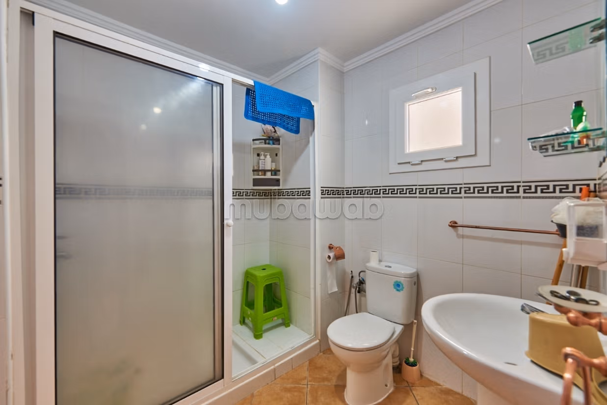 Vendita di un bel appartamento a Oued Laou. 1 Camera. Giardino e terrazza