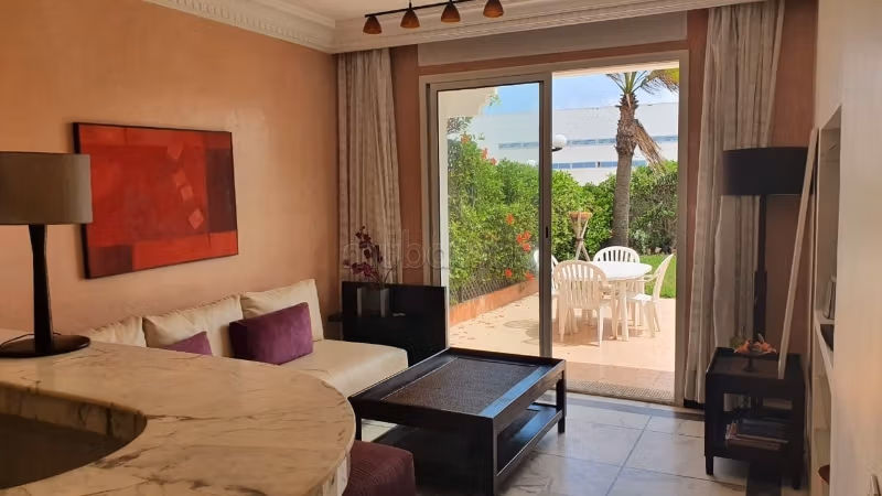 Bel appartamento con terrazza piscina a Ain Diab