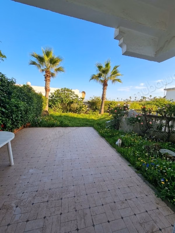 Nice apartment with terrace and pool in Ain Diab