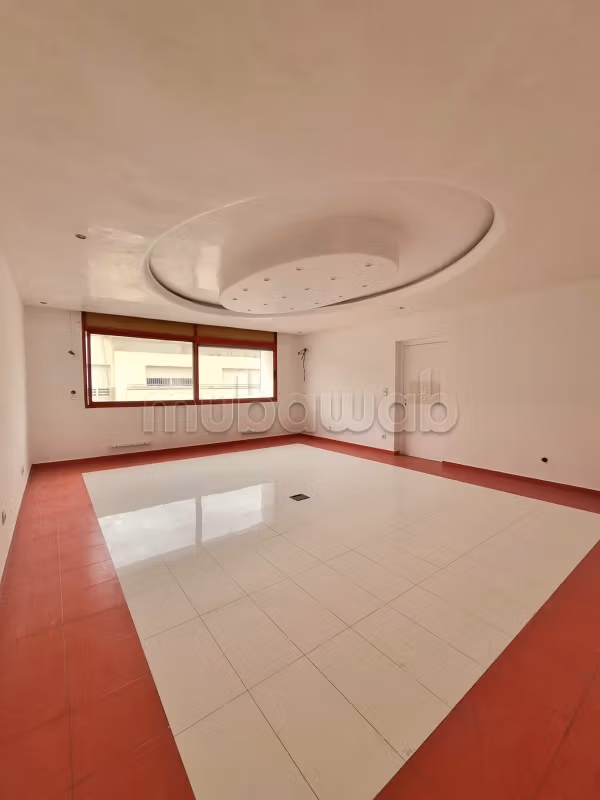 Ufficio di 135 m² al Palmier ultimo piano