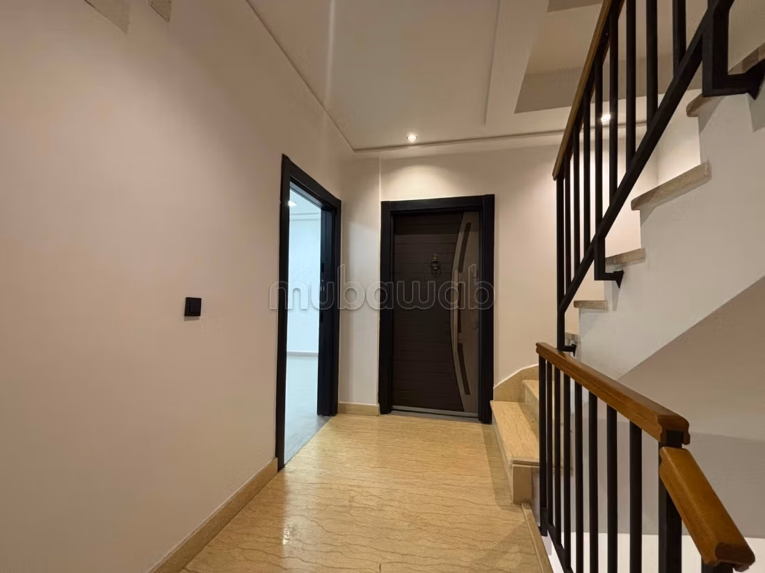 Ufficio in Affitto – Quartiere Mwadifin