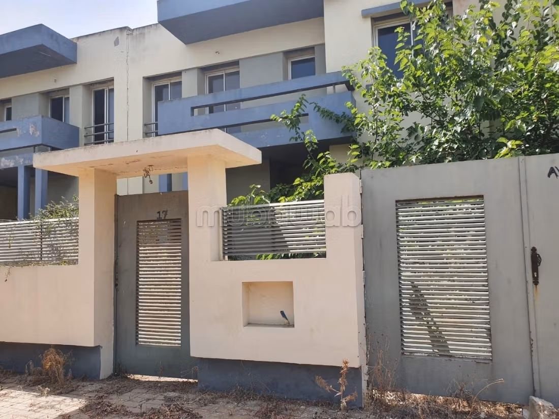 Vente villa semi finie jardins soualem type b