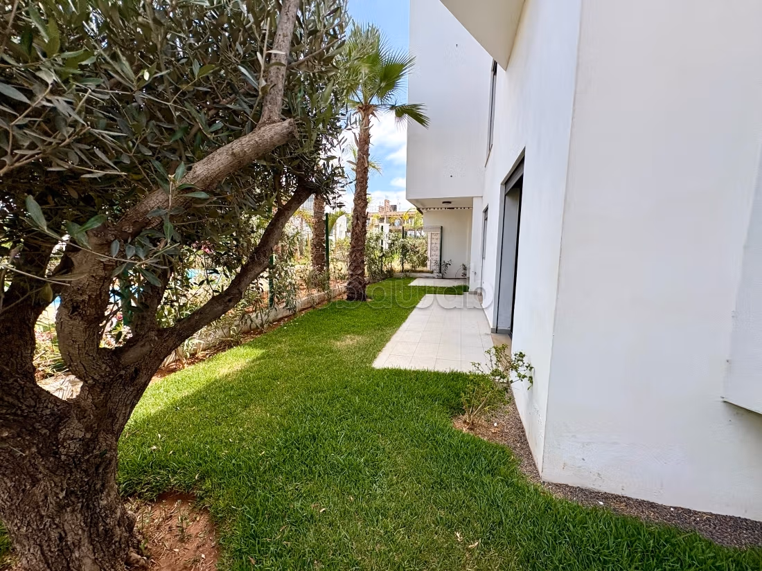 Superbe rez de jardin neuf jamais habité à Ain Diab — 2