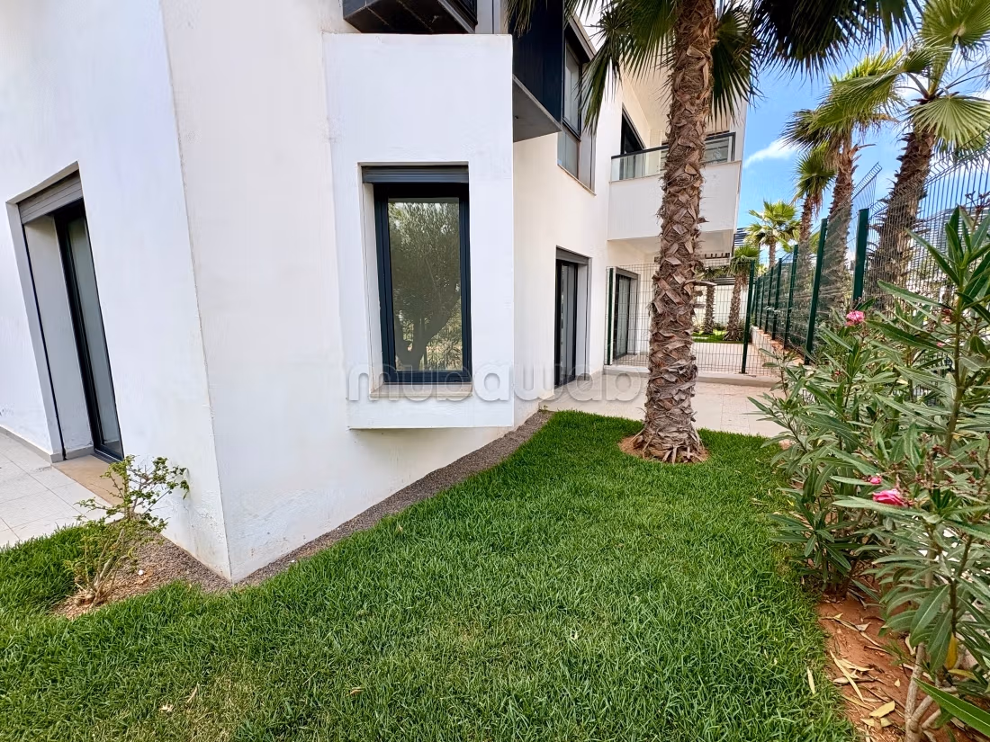Superbe rez de jardin neuf jamais habité à Ain Diab — 4