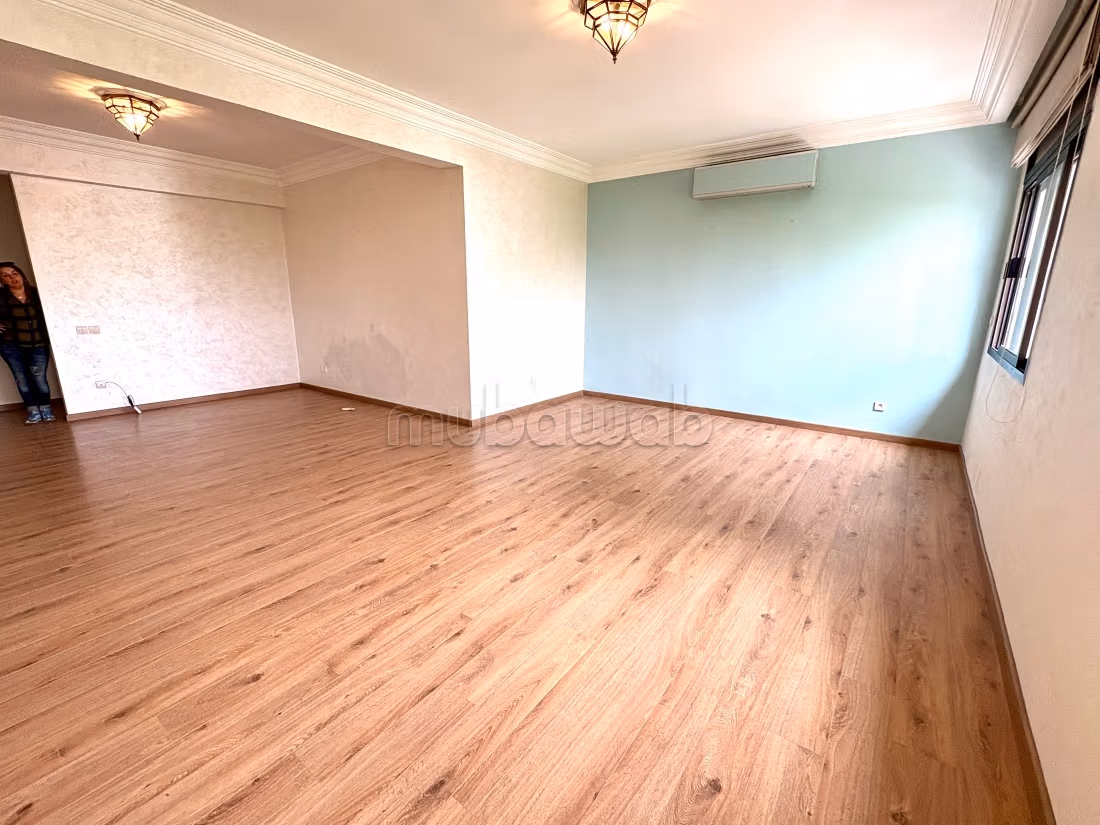 Appartement en parfait état à Ain Diab
