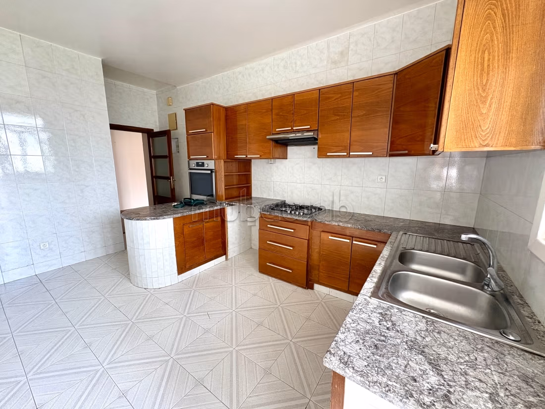 Appartement en parfait état à Ain Diab — 3