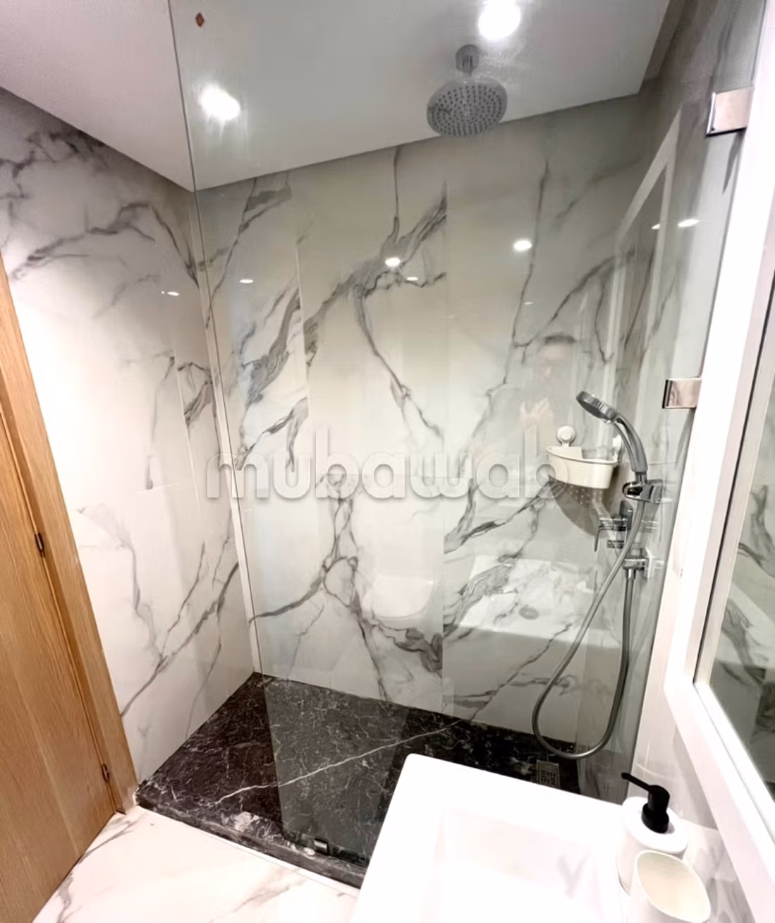 Studio moderno a 100m dal Parco Anfa