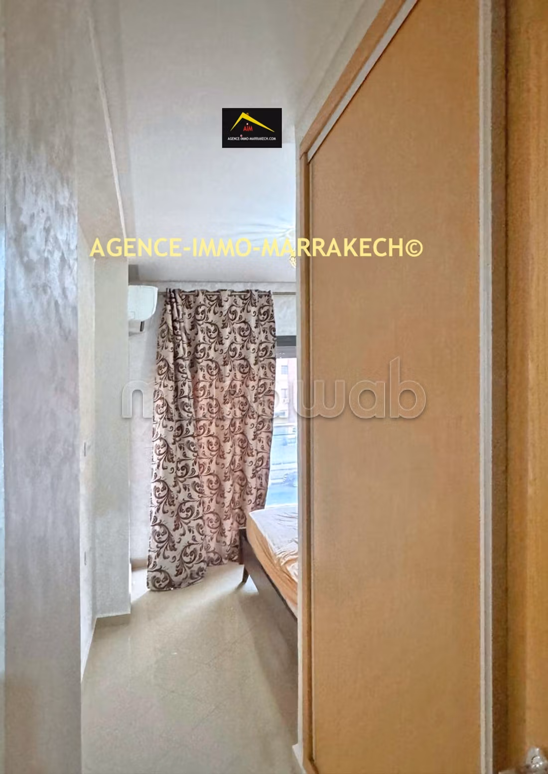 Studio 60m² close to amenities