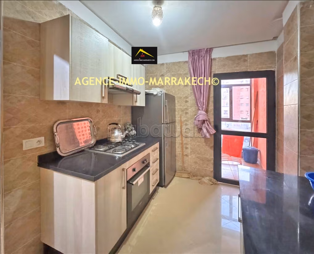 Studio 60m² close to amenities