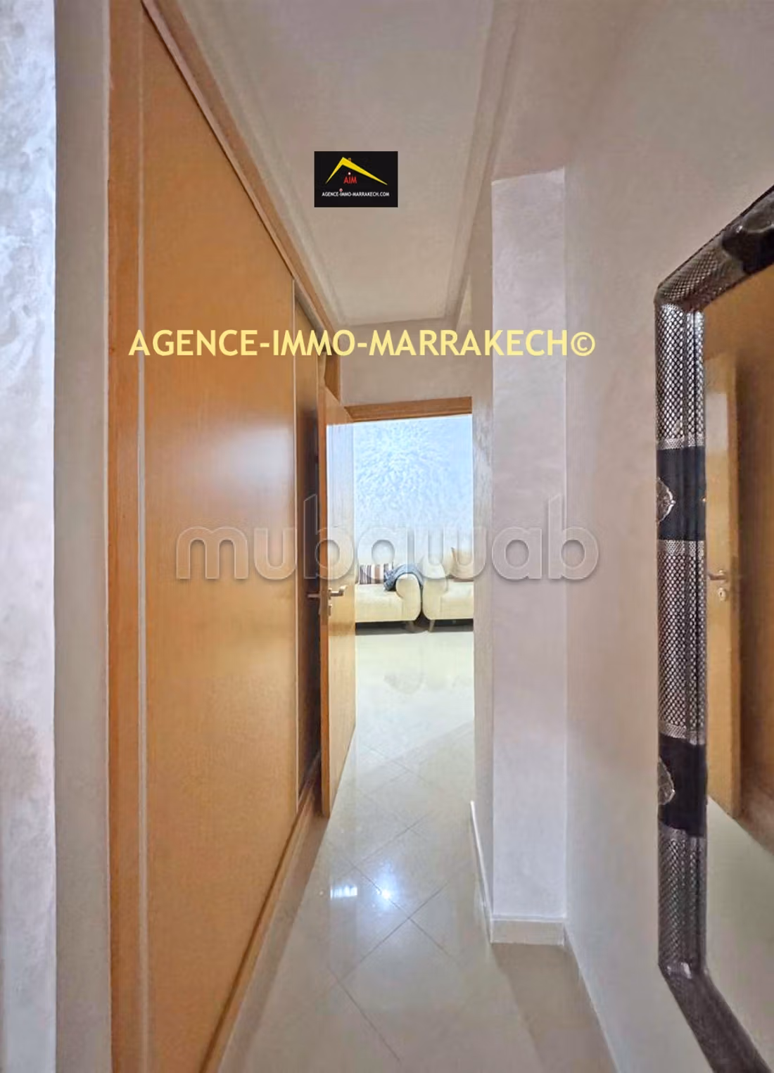 Studio 60m² close to amenities