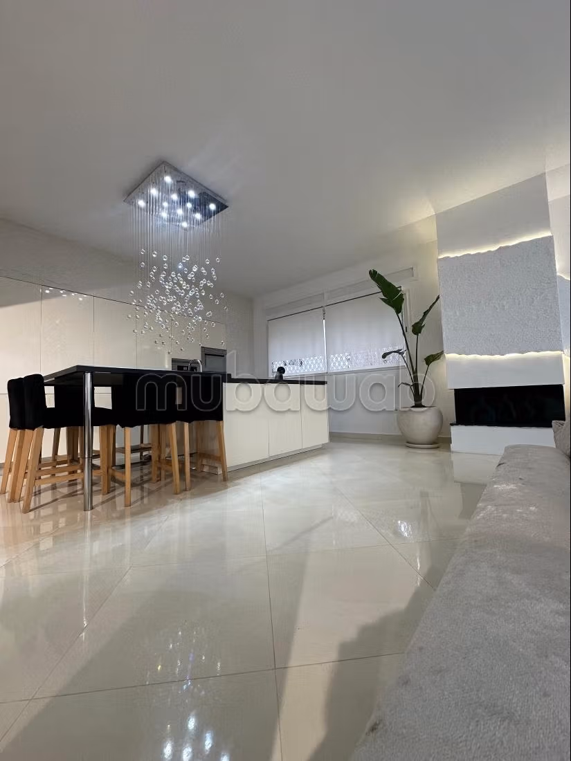 Magnifica villa in vendita a Manar. 10 camere confortevoli. Ben arredato