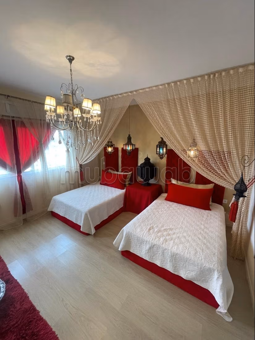 Magnifica villa in vendita a Manar. 10 camere confortevoli. Ben arredato