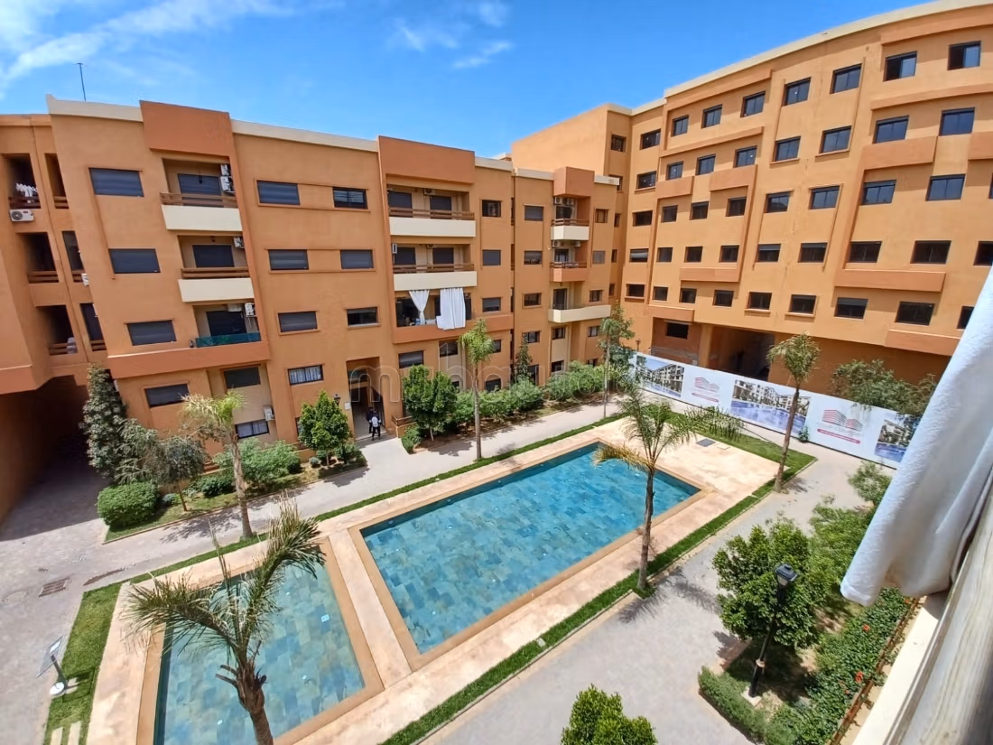 Vend appartement à Ain Mezouar.
2 chambres