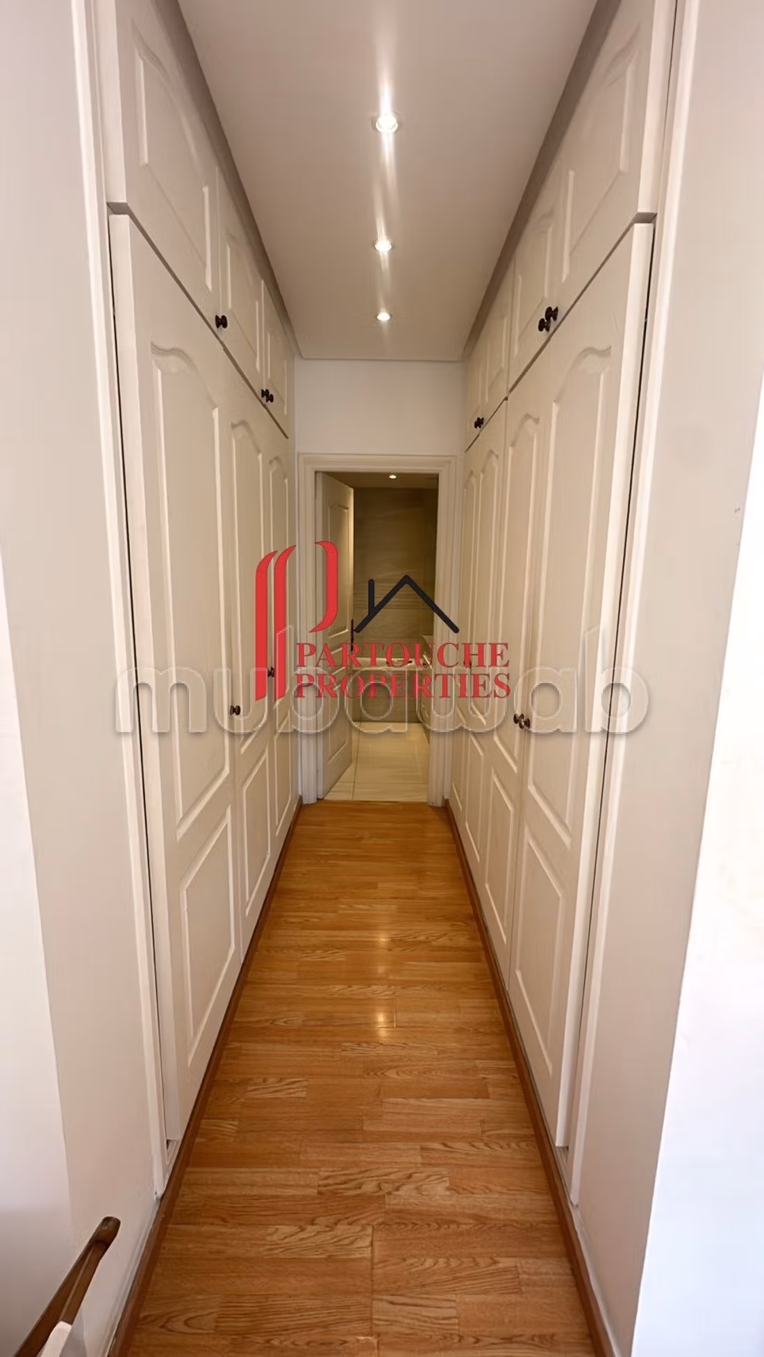 Appartement 240 m² à Racine — 23