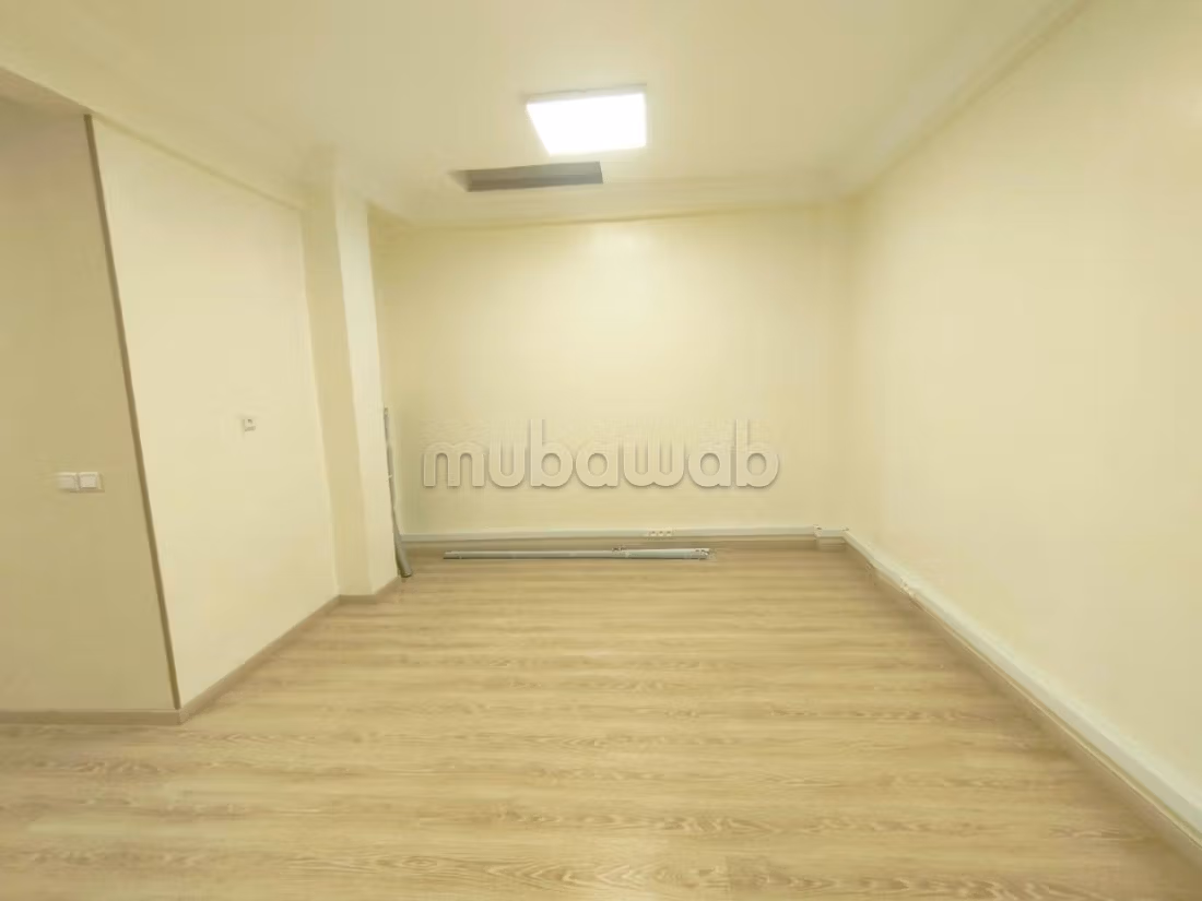 Piano Ufficio 68m² Borgogna 6000 dh