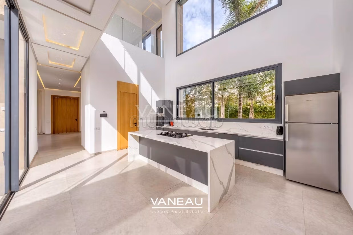 Villa 4 suite nuova
