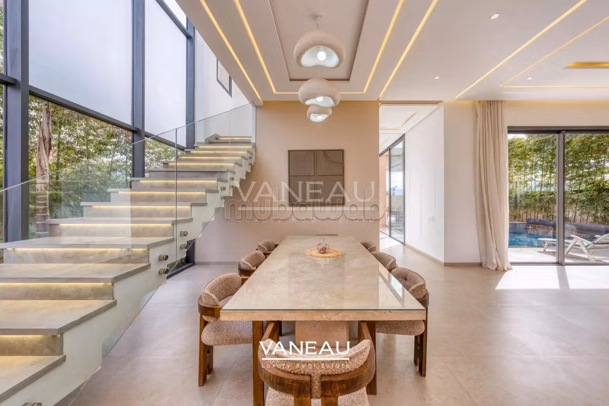 Villa 4 suite nuova