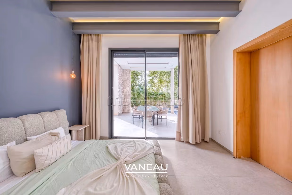 Villa 4 suite nuova