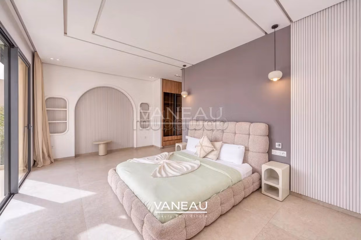 Villa 4 suite nuova