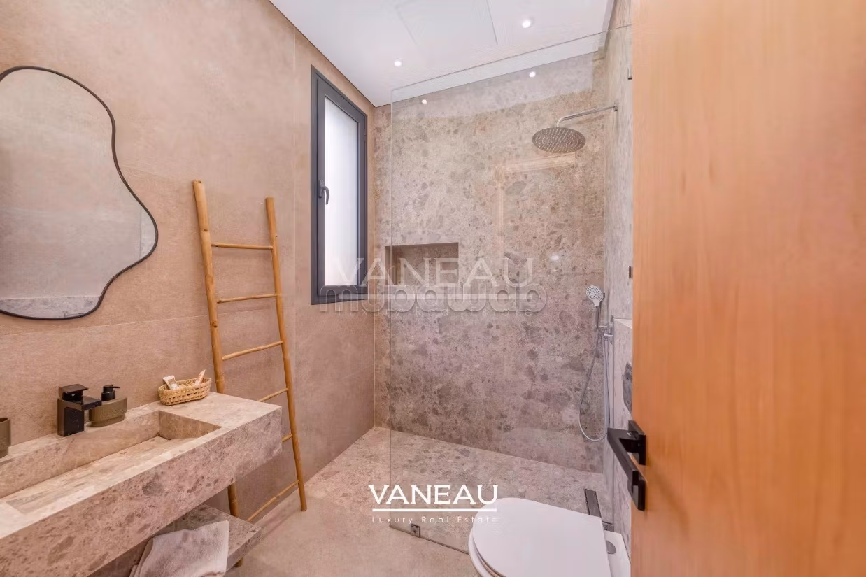 Villa 4 suite nuova