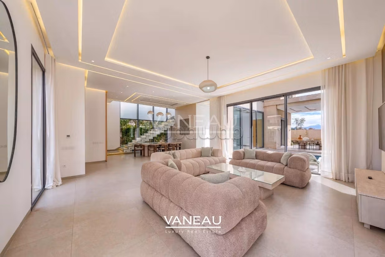 Villa 4 suite nuova