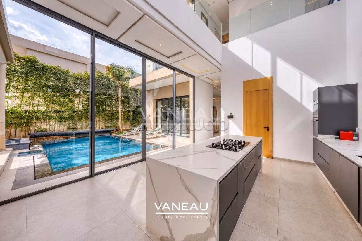 Villa 4 suite nuova