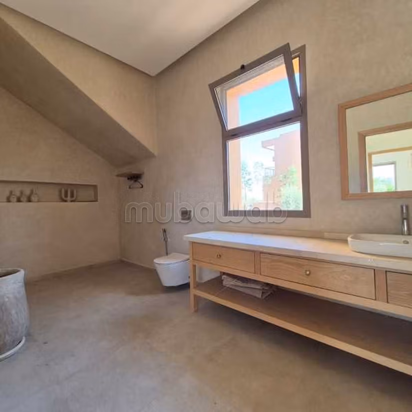 Villa Te Koop van 1950.0 m² in Marrakech, Route De Fes