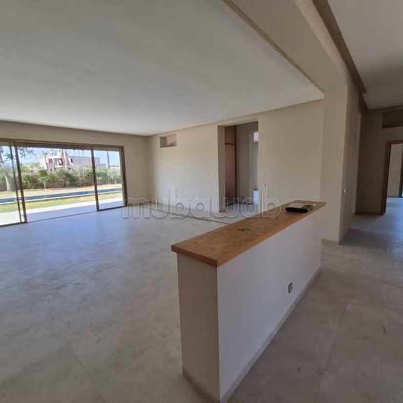 Villa Te Koop van 1950.0 m² in Marrakech, Route De Fes