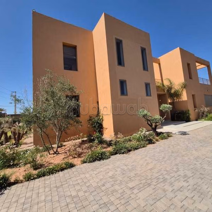 Villa Te Koop van 1950.0 m² in Marrakech, Route De Fes
