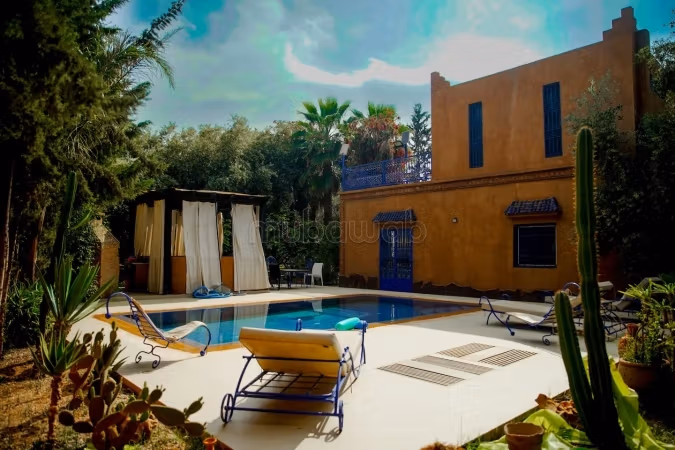 Vente villa de luxe à Route de l'Ourika. 1 Pièce. Bien meublé