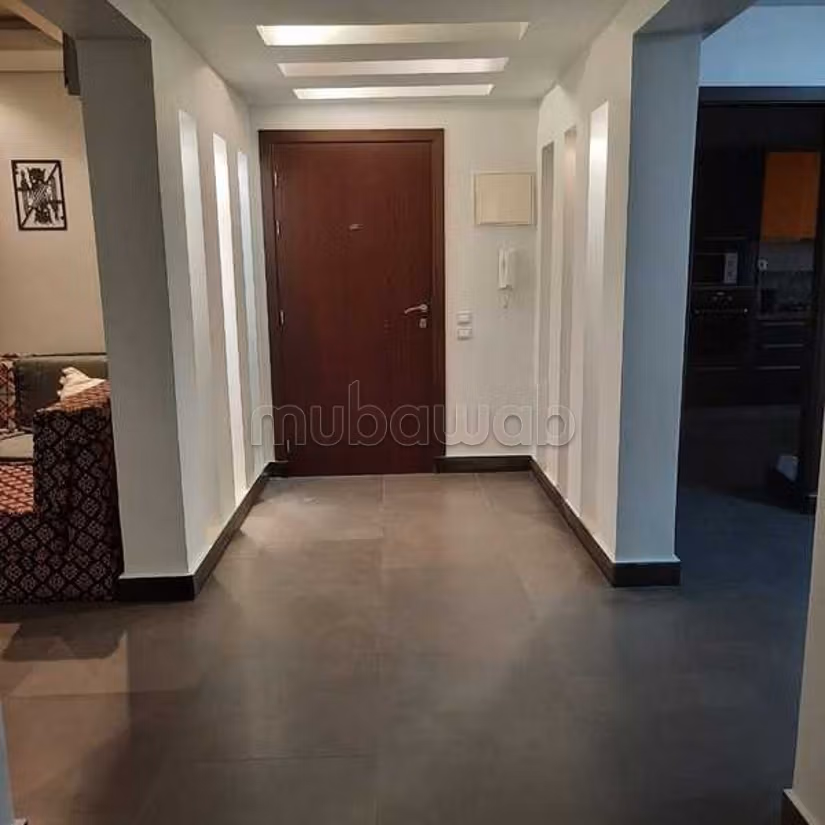Appartamento in Affitto di 155,0 m² a Casablanca, Triangolo d'Oro