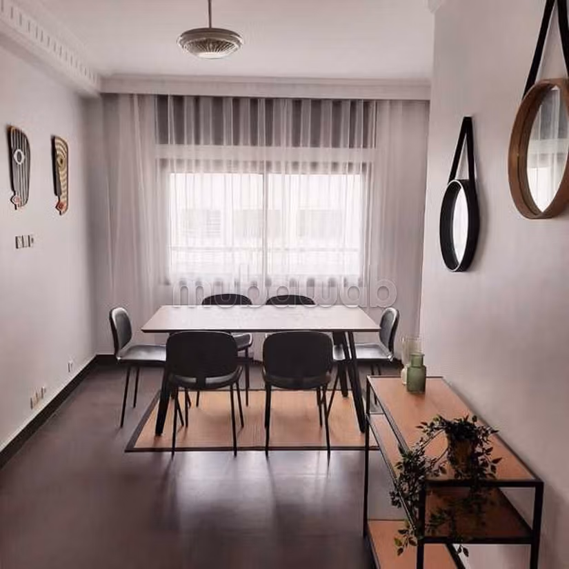 Appartamento in Affitto di 155,0 m² a Casablanca, Triangolo d'Oro