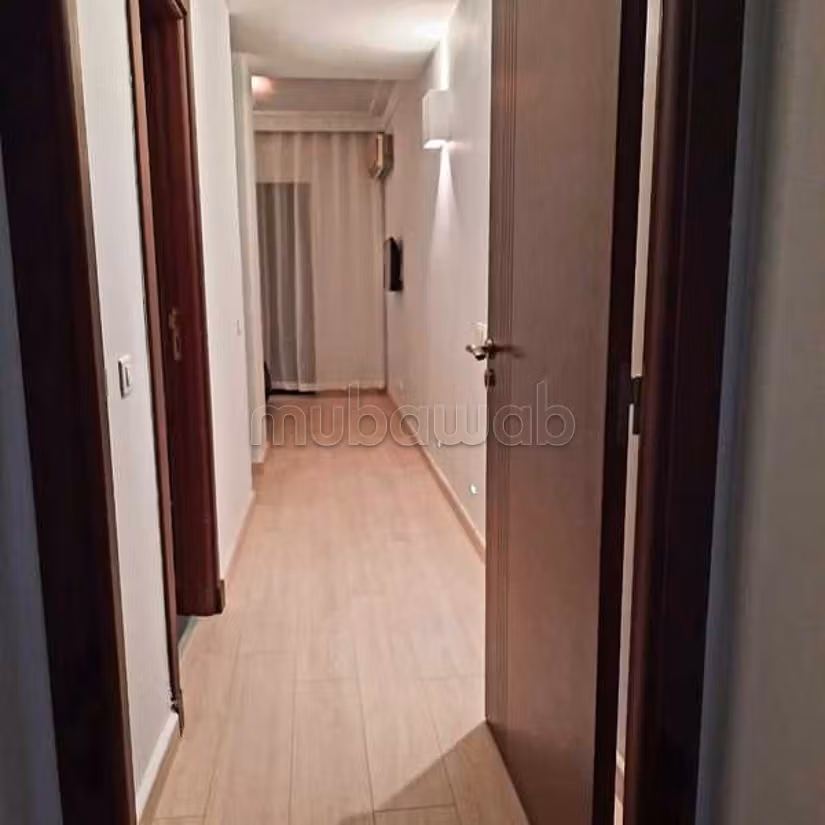 Appartamento in Affitto di 155,0 m² a Casablanca, Triangolo d'Oro