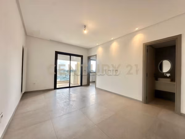 A louer: Appartement S1 avec suite aux J. C