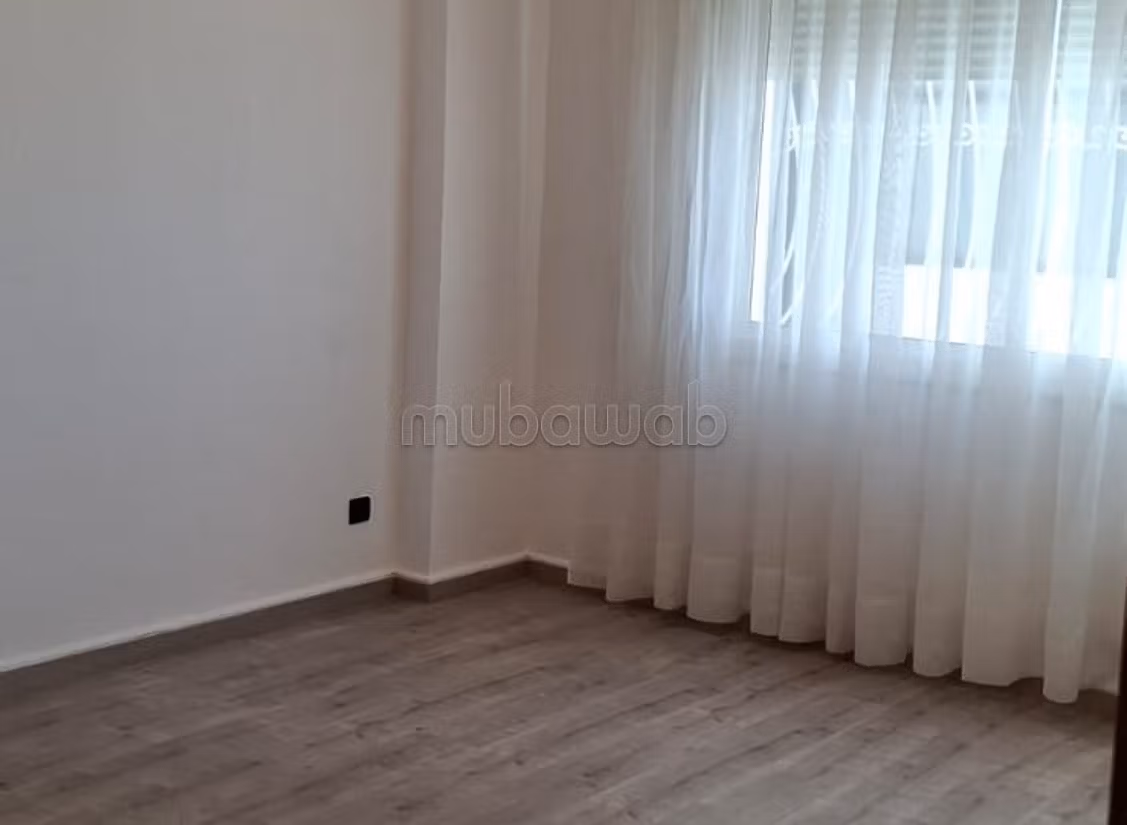 A louer magnifique appartement renove de 120 m² – quartier iberia – tanger – reference: ltaam20526