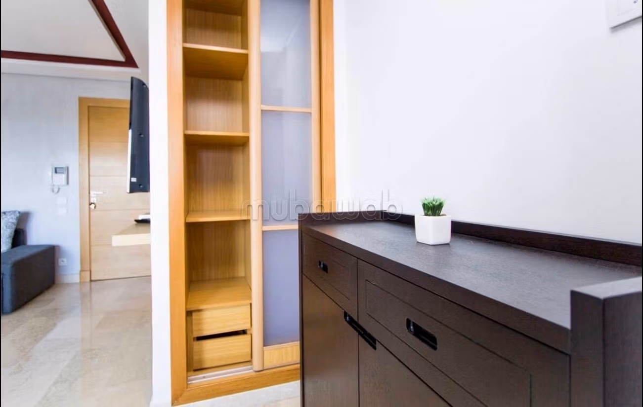 Very nice studio for rent without overlooking the palm tree