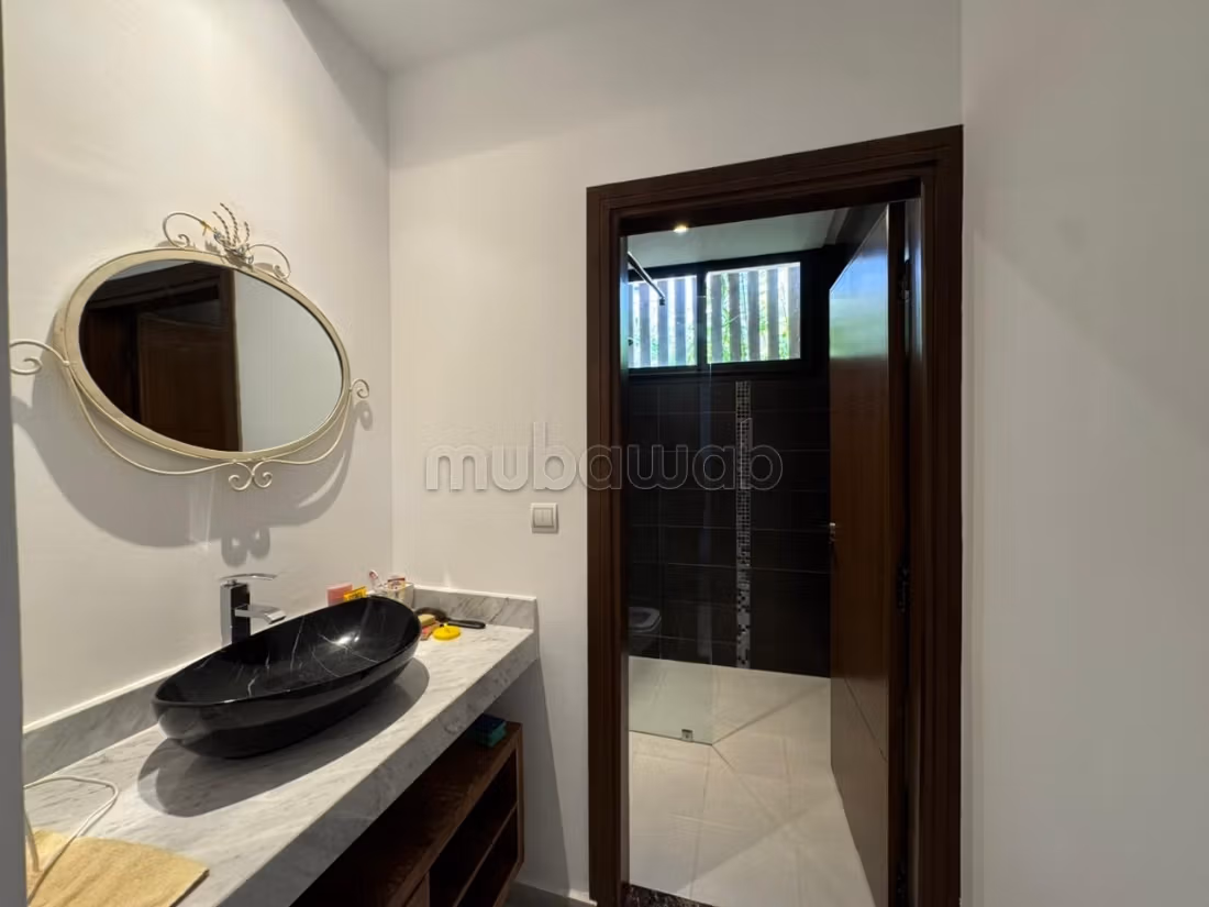 Magnifica Villa con Piscina in Vendita a Targa