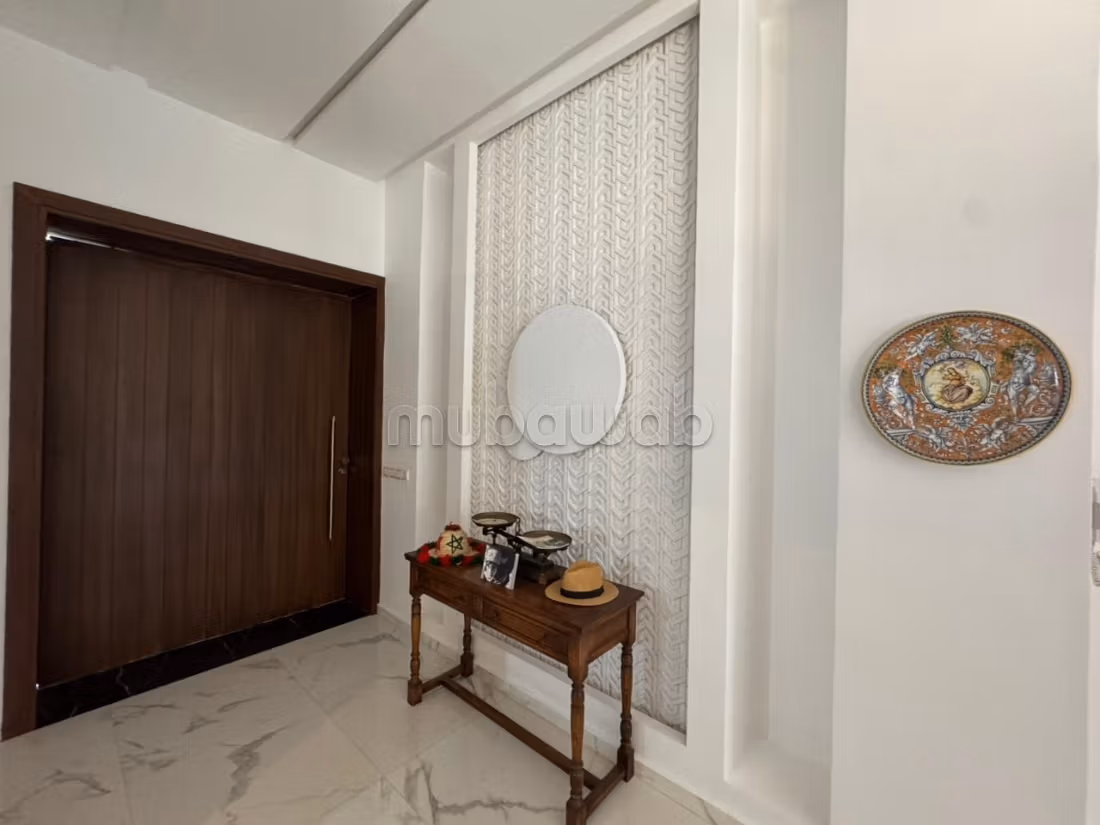 Magnifica Villa con Piscina in Vendita a Targa