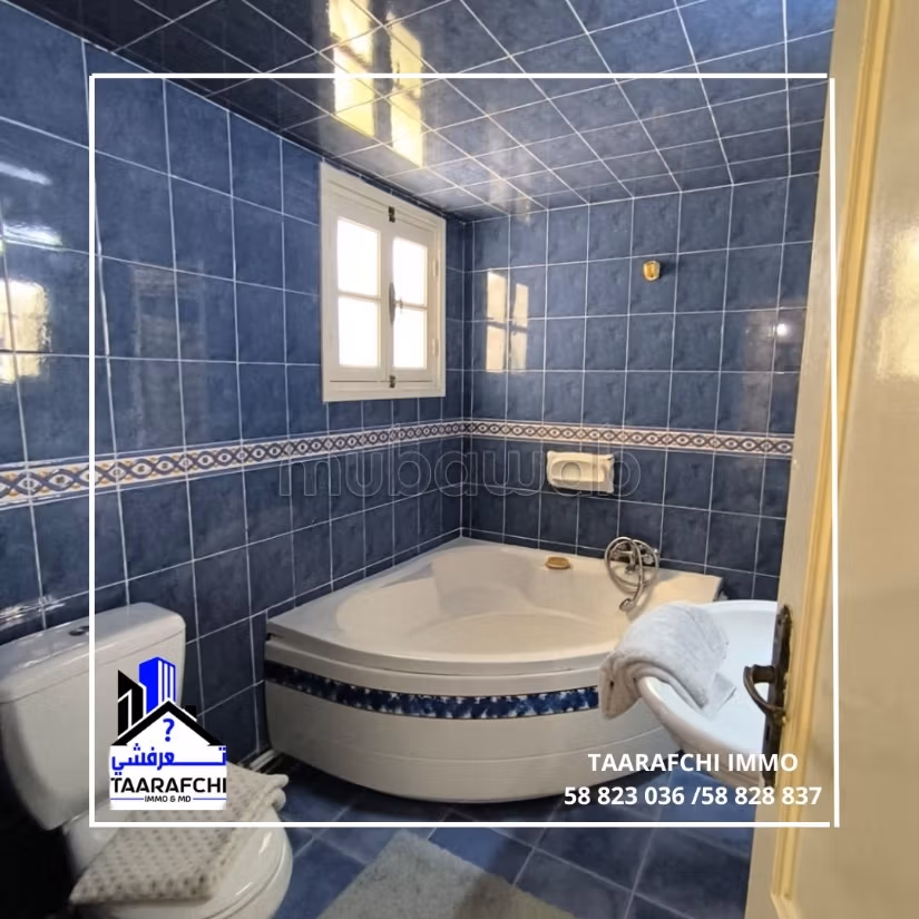 Villa avec jardin et garage à Hammamet: A Vendre