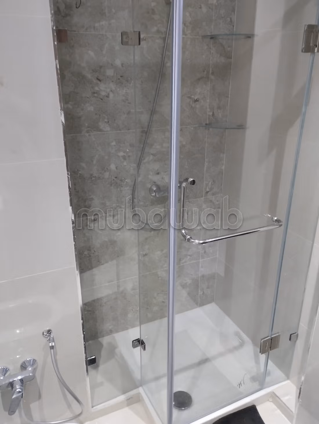 Appartement haut standing s1 au 4éme étage