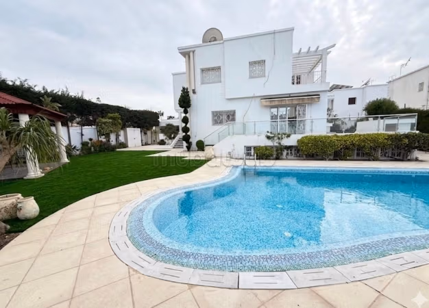 In vendita villa a Gammarth