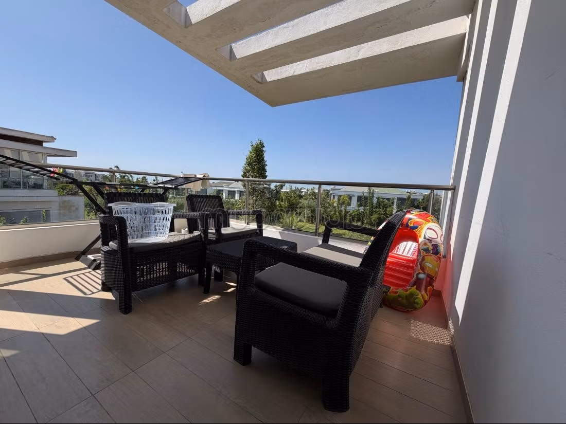 Superbe appartement meublé sur la ville verte