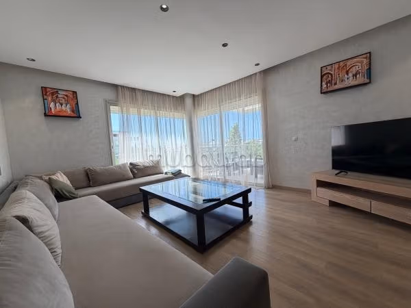 Superb furnished apartment in the green city