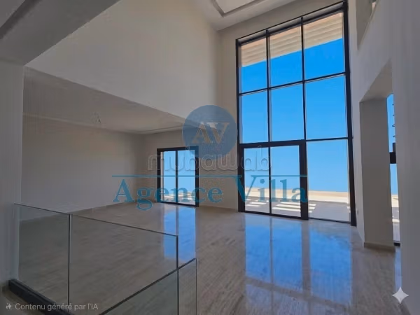 Penthouse nuovo ed eccezionale al Lago 2 con piscina