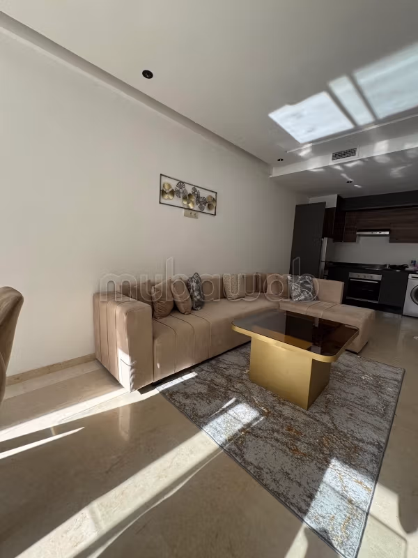 Apartamento en venta en Las princesas. 1 dormitorio. Doble acristalamiento y puerta blindada.