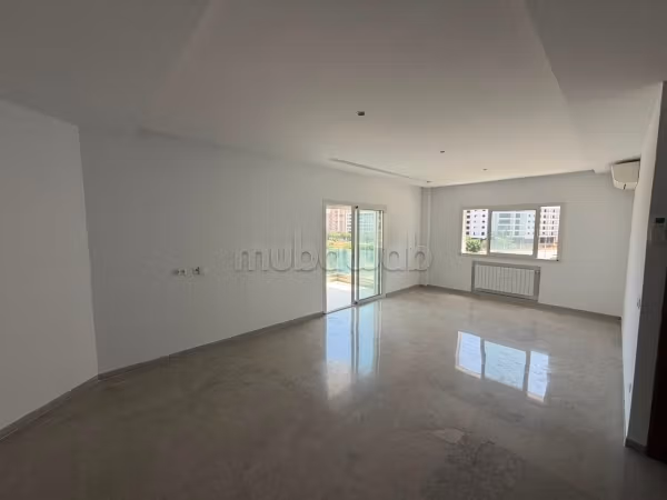 S3 apartment with unobstructed view for rent in Jardins de Carthage
