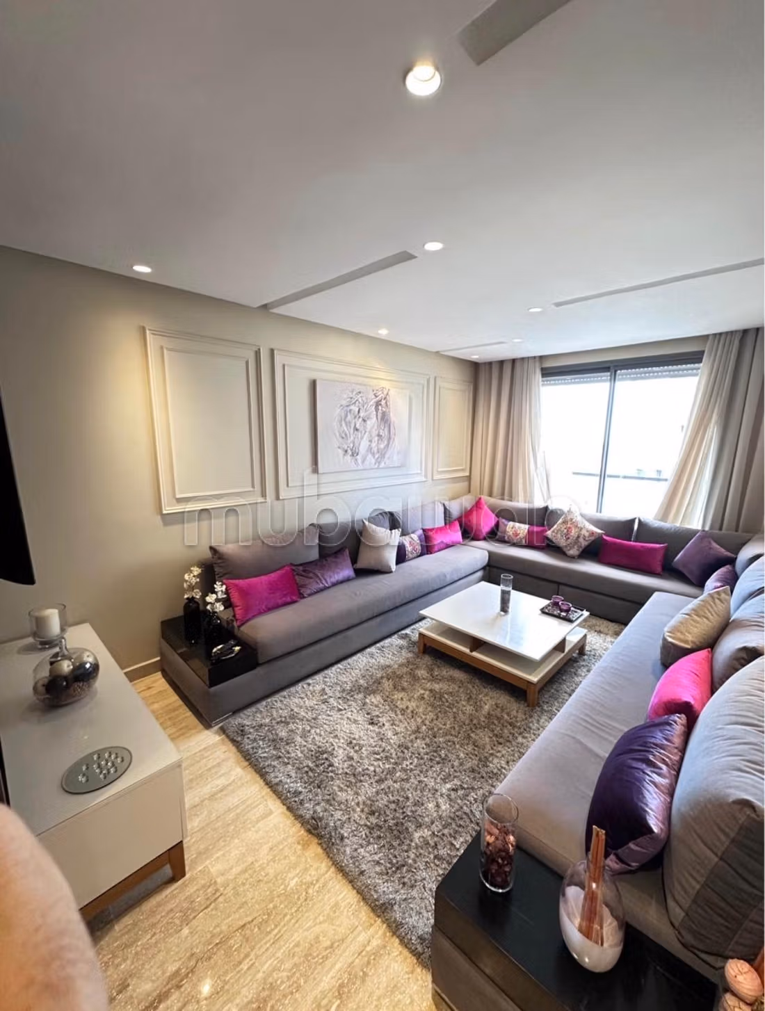 Bel appartement en location à Belvédère. 2 chambres. Bien meublé