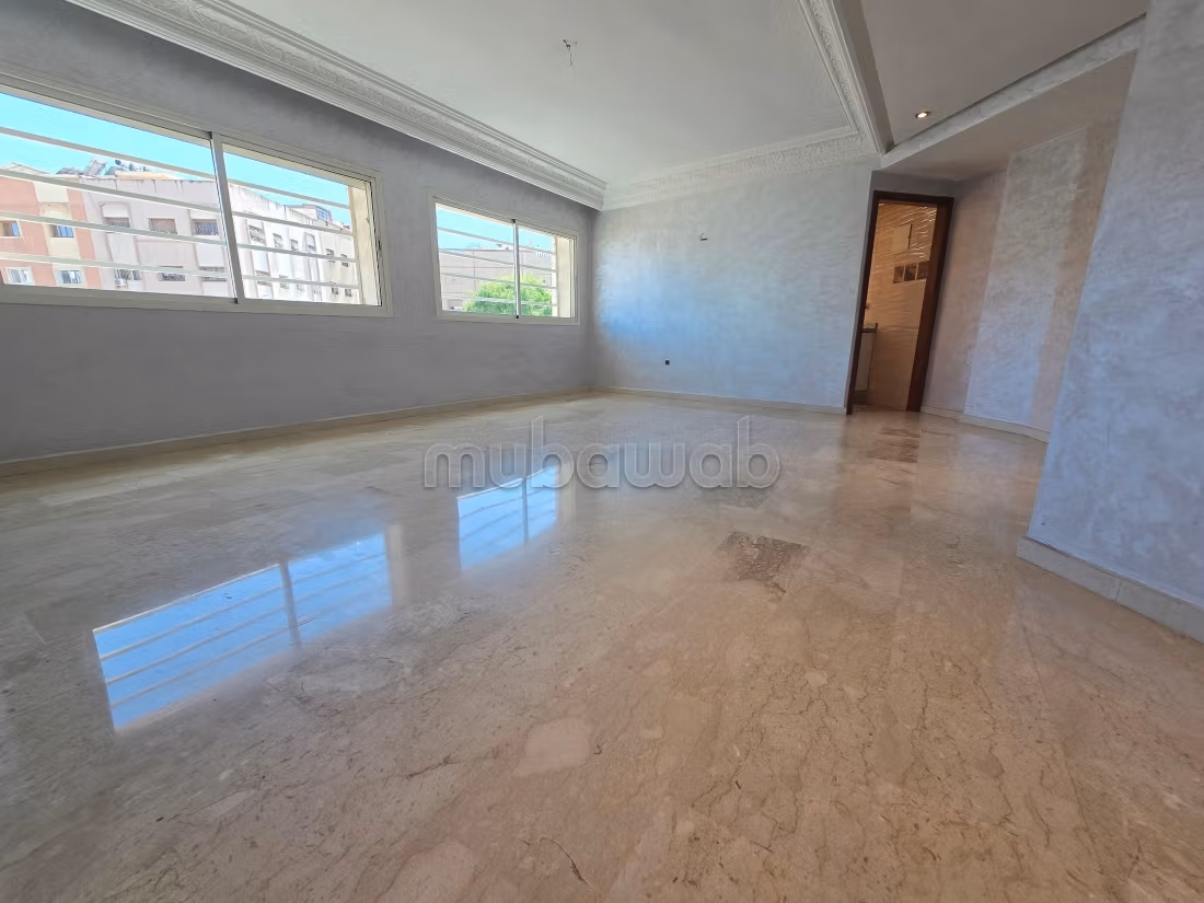 Appartement 83 m² à Ain Chock — 2