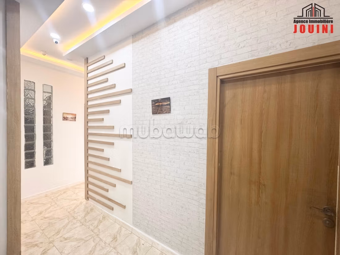 Appartamento di 100 m² a Bab Bhar