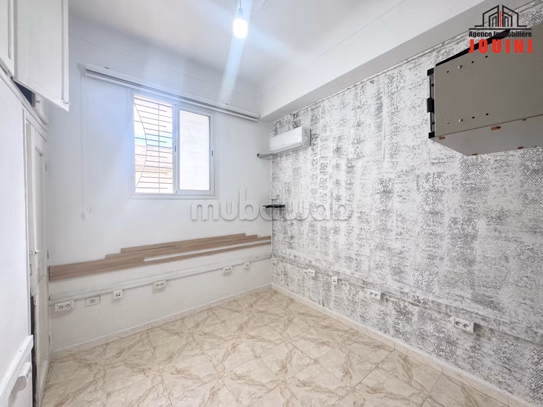Appartamento di 100 m² a Bab Bhar
